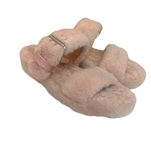 UGG Women’s Fuzz Yeah Pink Comfy Slip On Sandals Size US 7